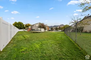 7635 S 1950 E, South Weber, UT 84405 - Photo 17
