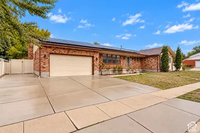 1947 E Viscounti Dr S, Sandy, UT 84093 - Photo 27