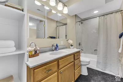 2574 W 3950 S, Roy, UT 84067 - Photo 21