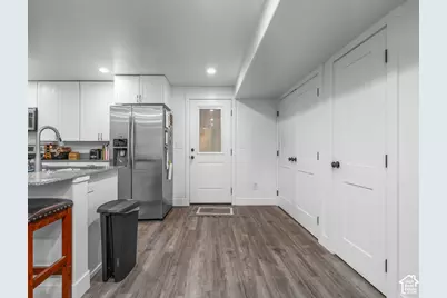 699 E 100 S, Pleasant Grove, UT 84062 - Photo 25