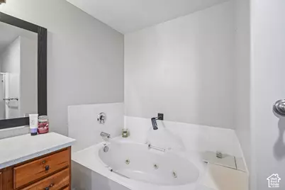 895 Waterside Dr, Farmington, UT 84025 - Photo 13