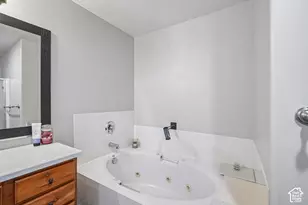 895 Waterside Dr, Farmington, UT 84025 - Photo 13