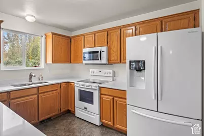 4733 W Sunny Meadow Dr S, South Jordan, UT 84009 - Photo 9
