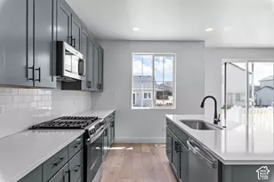 6792 N Desert Crk, Eagle Mountain, UT 84005 - Photo 13