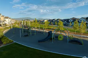 542 N Beaver Ln, Saratoga Springs, UT 84045 - Photo 9