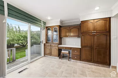 341 E 200 S, Bountiful, UT 84010 - Photo 11