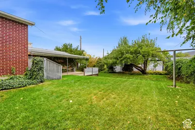 341 E 200 S, Bountiful, UT 84010 - Photo 23