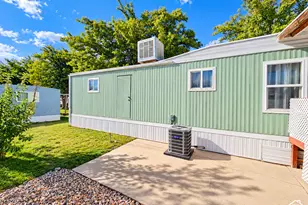 597 N State St, Orem, UT 84057 - Photo 5