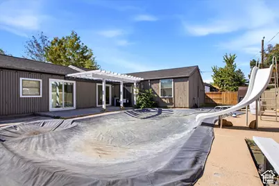 2592 W Dublin Dr S, West Valley, UT 84119 - Photo 27