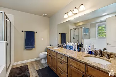 1884 S 1475 W, Syracuse, UT 84075 - Photo 17