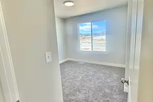 2289 E Sego Liliy Dr, Eagle Mountain, UT 84005 - Photo 7