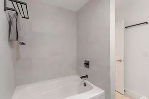 350 S 200 E, Salt Lake City, UT 84111 - Photo 27