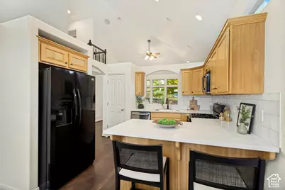 15168 S Eagle Crest Dr, Draper, UT 84020 - Photo 5