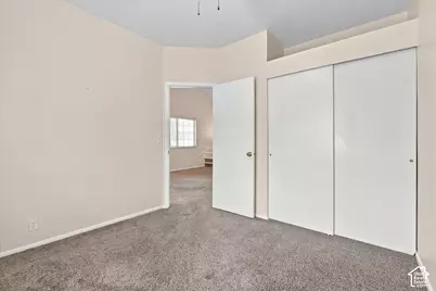 1445 W Harbor Pointe Dr, Taylorsville, UT 84123 - Photo 9