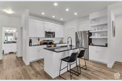 2239 N 475 W, Layton, UT 84041 - Photo 9