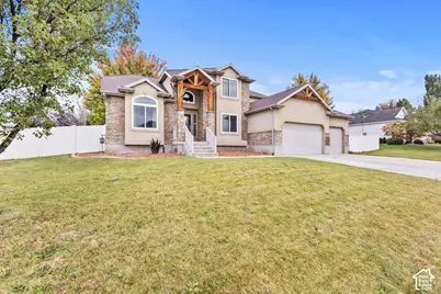490 W 3450 N, Pleasant View, UT 84414 - Photo 5