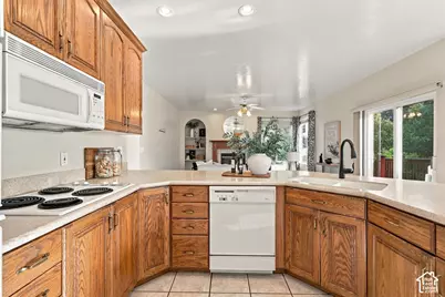 253 N 1150 E, Lindon, UT 84042 - Photo 35