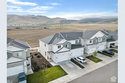 5072 E Lakefield Dr, Eagle Mountain, UT 84005 - Photo 5
