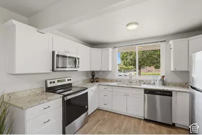 1296 W Gillespie Ave, Salt Lake City, UT 84104 - Photo 7