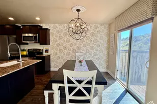 2274 E Deer Park Ln, Draper, UT 84020 - Photo 11