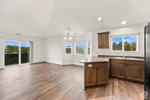 116 E Resaca Dr, Sandy, UT 84070 - Photo 3