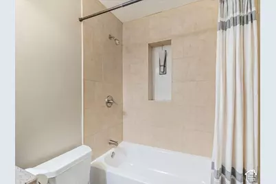 805 N Oakley St W, Salt Lake City, UT 84116 - Photo 13
