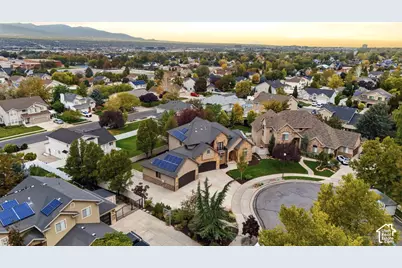 11170 S Sharons Ln, Sandy, UT 84070 - Photo 3