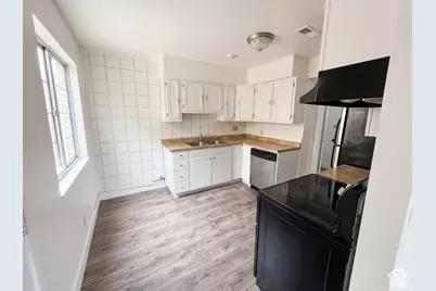 1789 W Homestead Farms Ln S #3, Salt Lake City, UT 84119 - Photo 3
