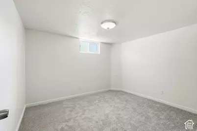 397 S Tremont St, Tremonton, UT 84337 - Photo 15
