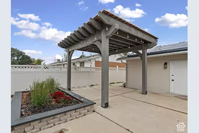 3339 W Meadowbrook Cir S, West Valley, UT 84119 - Photo 33