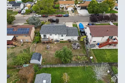 5791 S 3975 W, Roy, UT 84067 - Photo 41
