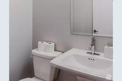 2367 W Wysteria Dr, Mapleton, UT 84664 - Photo 11