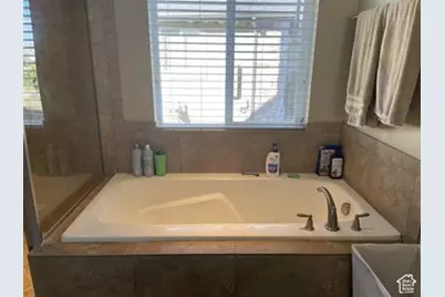 1881 S Prairie Pond Rd, Saratoga Springs, UT 84045 - Photo 7