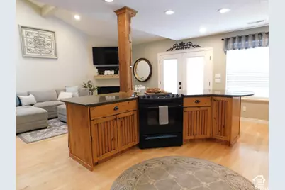 46 White Barn Dr, Pleasant View, UT 84414 - Photo 11
