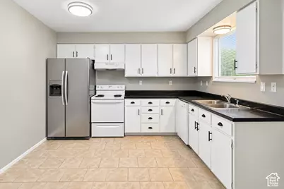 262 E 8375 S, Sandy, UT 84070 - Photo 9
