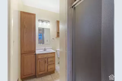 750 E 200 S, Centerville, UT 84014 - Photo 13
