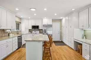 136 W Hidden Hollow Circle, Orem, UT 84058 - Photo 9