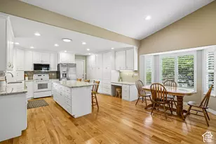 136 W Hidden Hollow Circle, Orem, UT 84058 - Photo 7