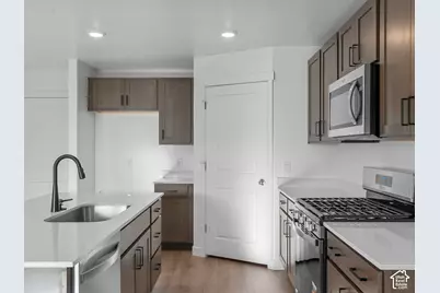 2217 N Glacier Ln E #209, Heber City, UT 84032 - Photo 5