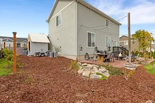 7578 N Timber Country Rd E, Eagle Mountain, UT 84005 - Photo 25