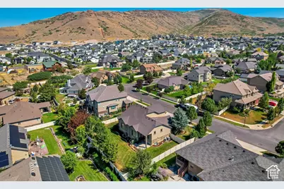 6856 W Windy Ridge Dr, Herriman, UT 84096 - Photo 81