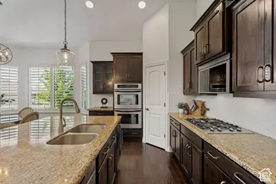 6856 W Windy Ridge Dr, Herriman, UT 84096 - Photo 17
