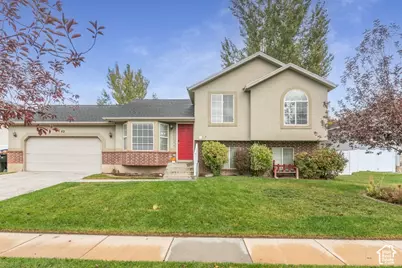 42 Country Bend Rd, Farmington, UT 84025 - Photo 1