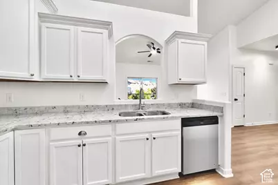 127 E Jordan Ridge Blvd N #411, Saratoga Springs, UT 84045 - Photo 5