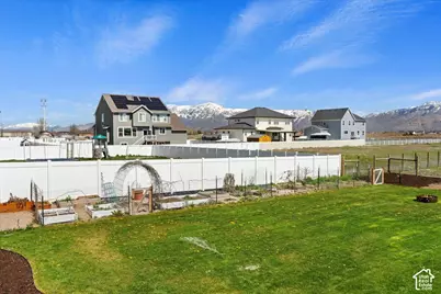 2062 S 4300 W, Taylor, UT 84401 - Photo 53