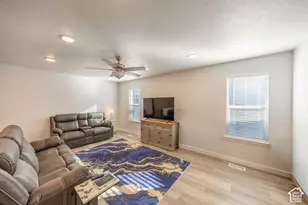 1642 N 160 E, Orem, UT 84057 - Photo 9