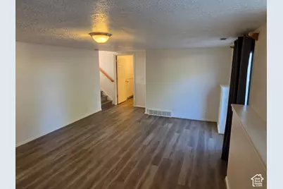 1643 Lewis and Clark Dr, Centerville, UT 84014 - Photo 23