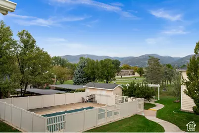 2095 S Main St #12, Bountiful, UT 84010 - Photo 17