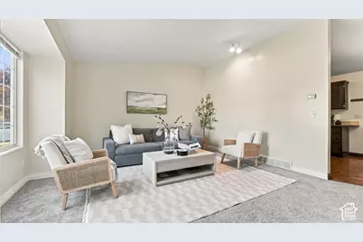 102 E 1150 N, Layton, UT 84041 - Photo 3