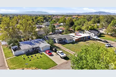 562 Kirk St, Layton, UT 84041 - Photo 23